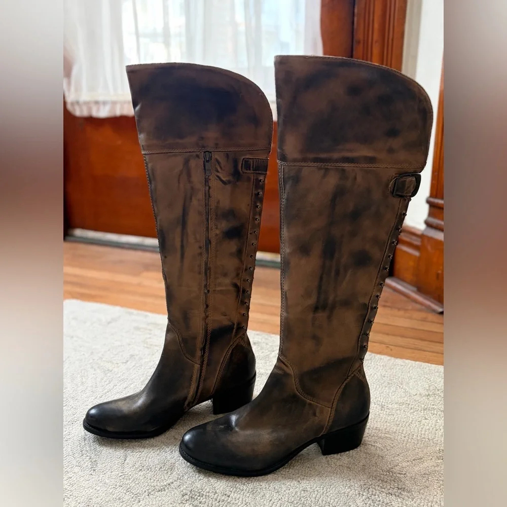 Vince Camuto NWOT Distressed Studded Leather Knee High Boots 11B
